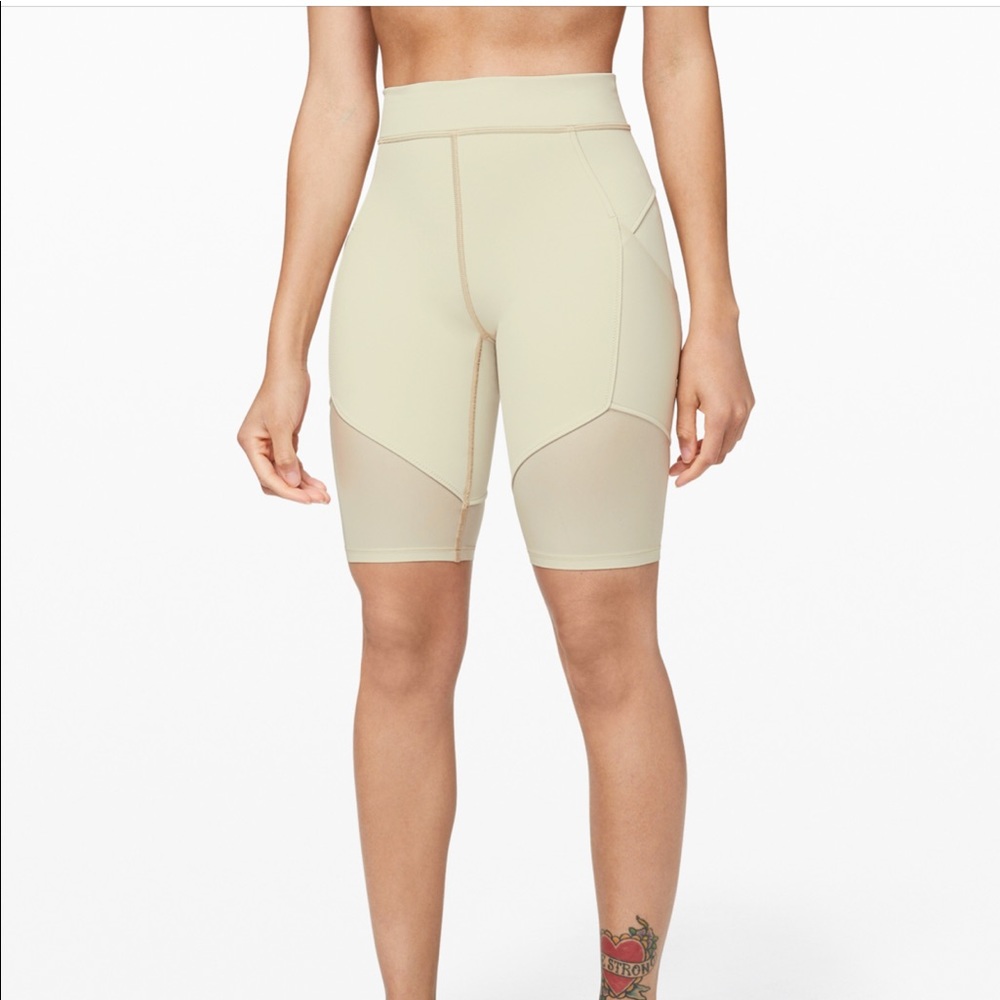 Lululemon Kuka Short 10”